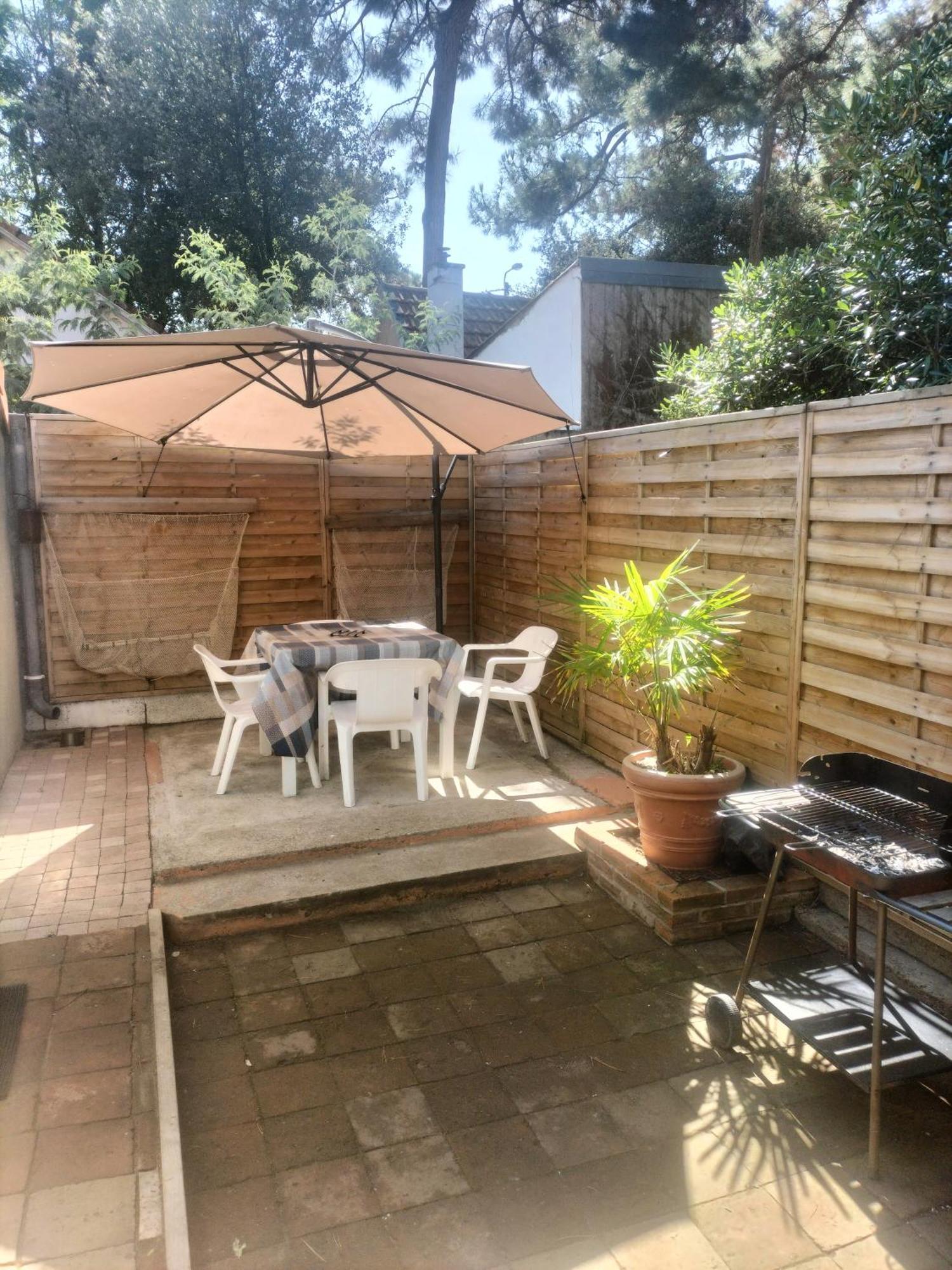 Maison A 50 M De La Plage Sous Les Pins Сен-Бревен-ле-Пен Екстериор снимка