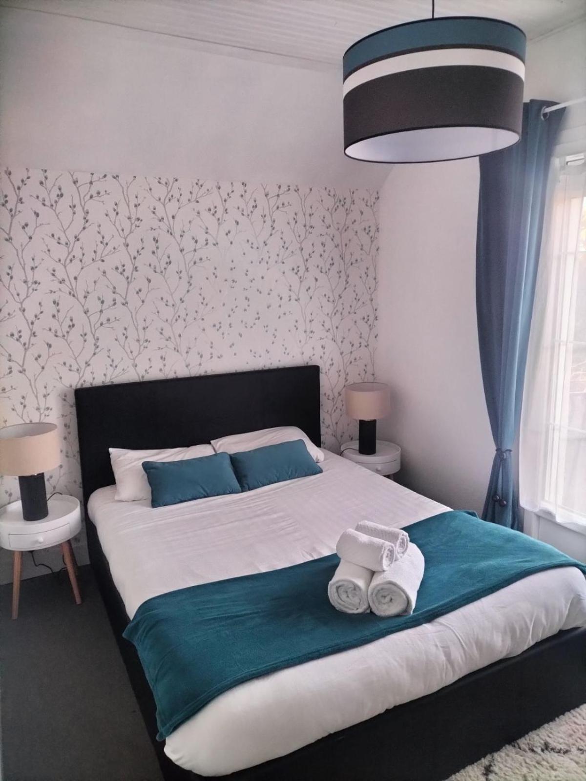 Maison A 50 M De La Plage Sous Les Pins Сен-Бревен-ле-Пен Екстериор снимка